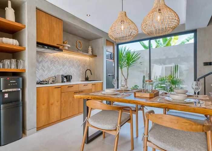 Arrecife 1br Private Pool Near Melasti فيلة